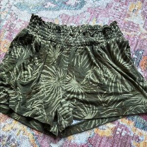 Time and Tru Green Athletic Shorts with Elastic Waistband